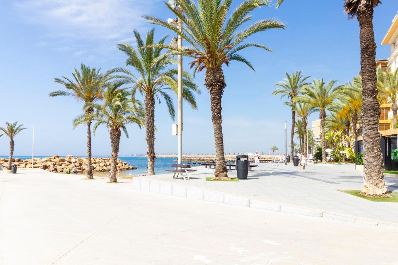 Apartamento Pink Maritimo Torrevieja Exterior photo