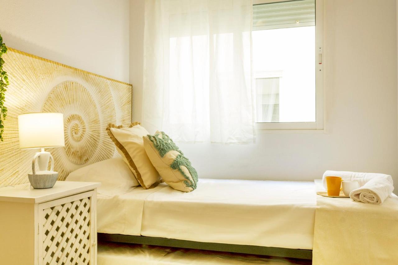 Apartamento Pink Maritimo Torrevieja Exterior photo