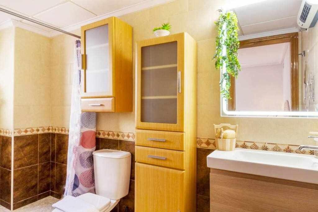 Apartamento Pink Maritimo Torrevieja Exterior photo